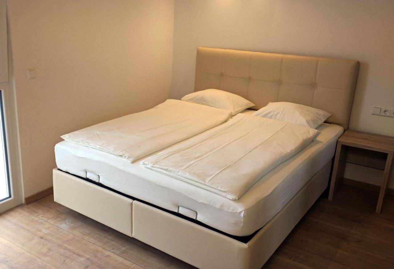 213 Prag, Studio Apartment, 27M2, 1-2 Personen Klagenfurt am Woerthersee ภายนอก รูปภาพ