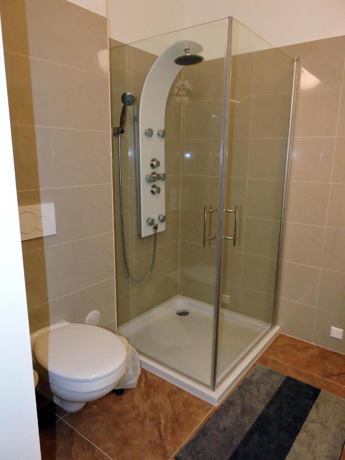 213 Prag, Studio Apartment, 27M2, 1-2 Personen Klagenfurt am Woerthersee ภายนอก รูปภาพ